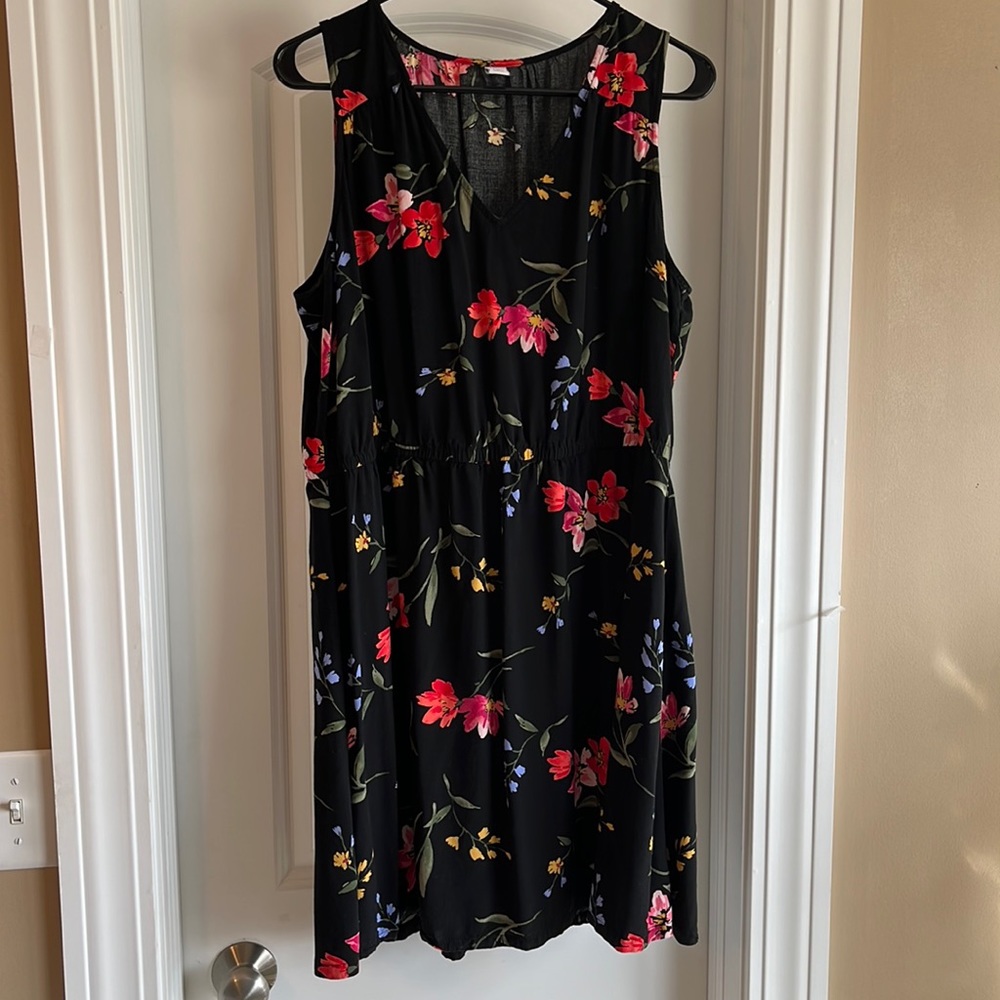 XL black floral sleeveless dress